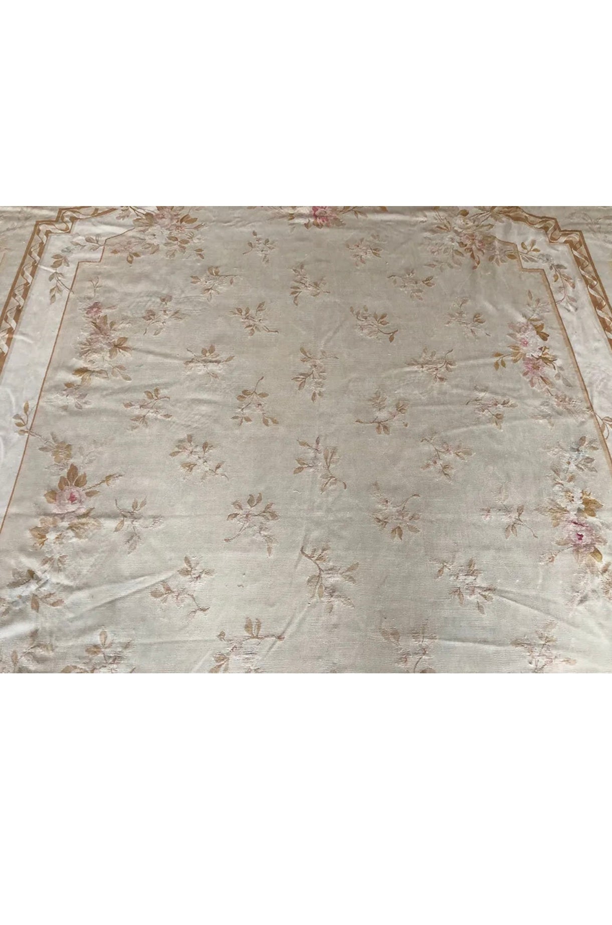 A 19th Century Palace Size 11’x 15’ French Aubusson Rug