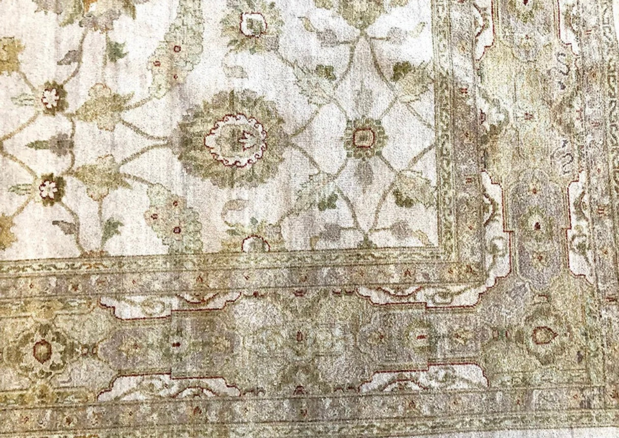 a Superb High Quality 8’x10’ Peshawar Area Rug
