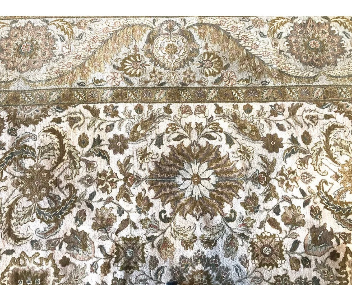 A Decorative Contemporary 10’ x 14’ Rug $599.00