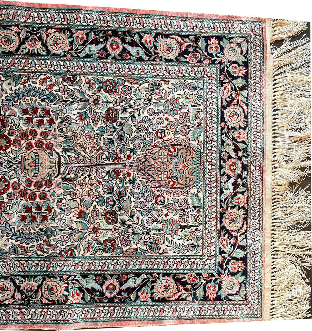 A Vintage 400 KPSI Persian Qum Pattern Chinese Silk Rug