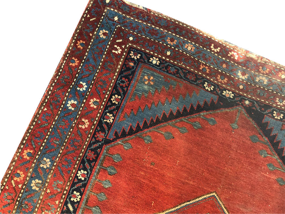 A Gorgeous decoratibe tribal Genuine Persian 5'x7' Kurdish Rug