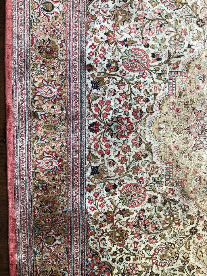 A Stunning 100% Silk On Silk Signed 600 KPSI Persian Qum Rug