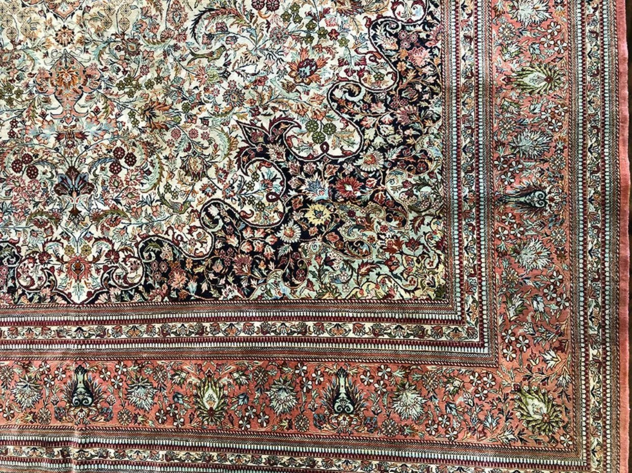 An Astonishing 100% Silk 700+ KPSI Persian Qum Pattern.