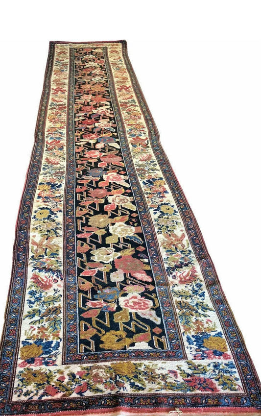 An Antique 19’ Long Persian Luri Bakhtiari Gallway Tunner Rug