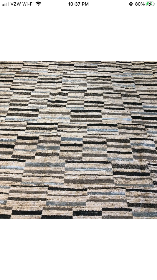 A Modern Stripe Pattern Moroccan Area Rug