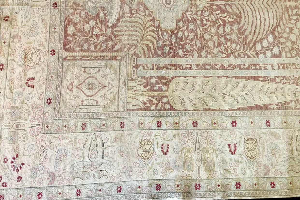 An Antique 100% Silk 6’ x 9’Turkish Keyseri rug