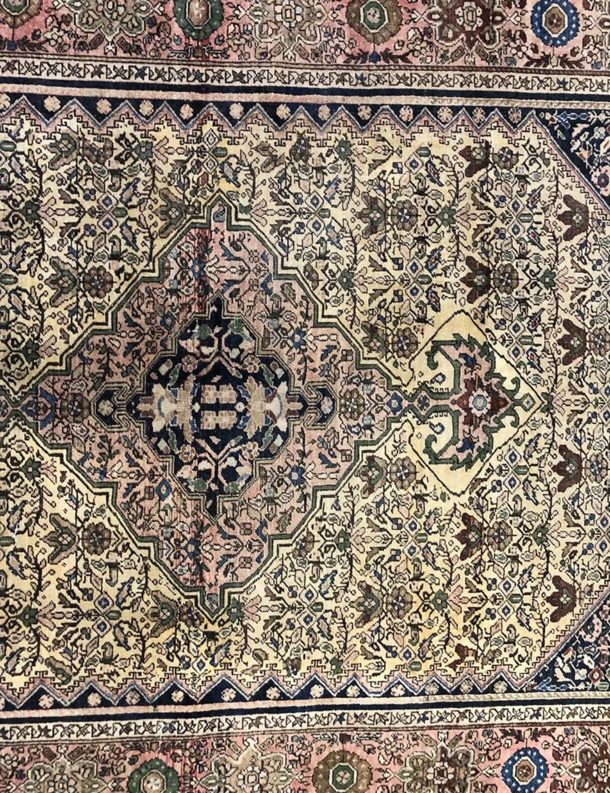 An Antique Early Ferahan Sarouk Rug