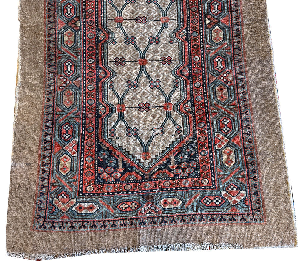 An Antique Cute Decorative  3' x 4' Persian Sarab Rug