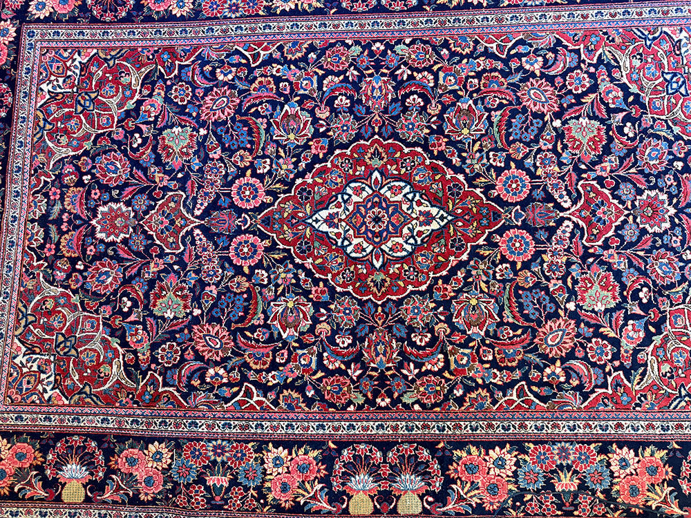 An Antique Classic Traditional Persian Kashan Rug