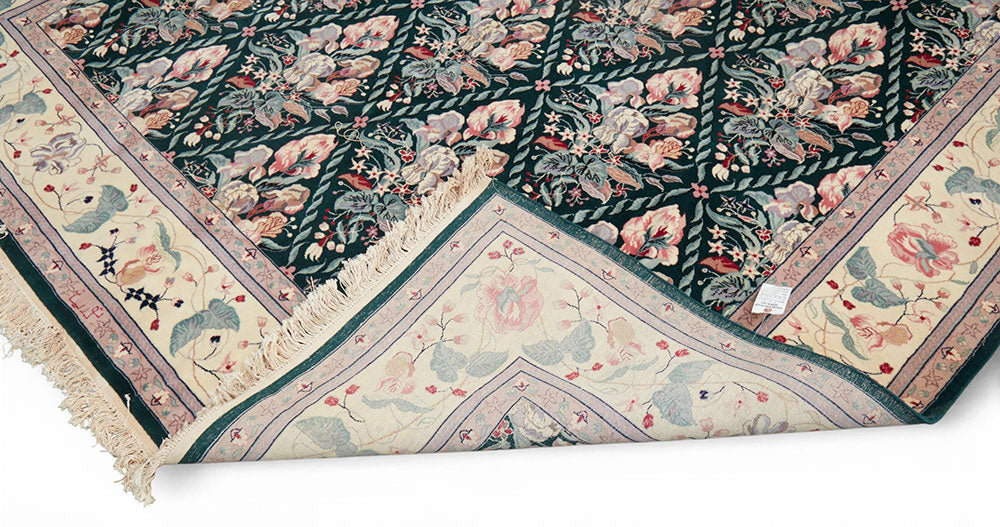A Fabulous Contemporary Decorative Green Ground Hand Knotted Chinese Area Rug
