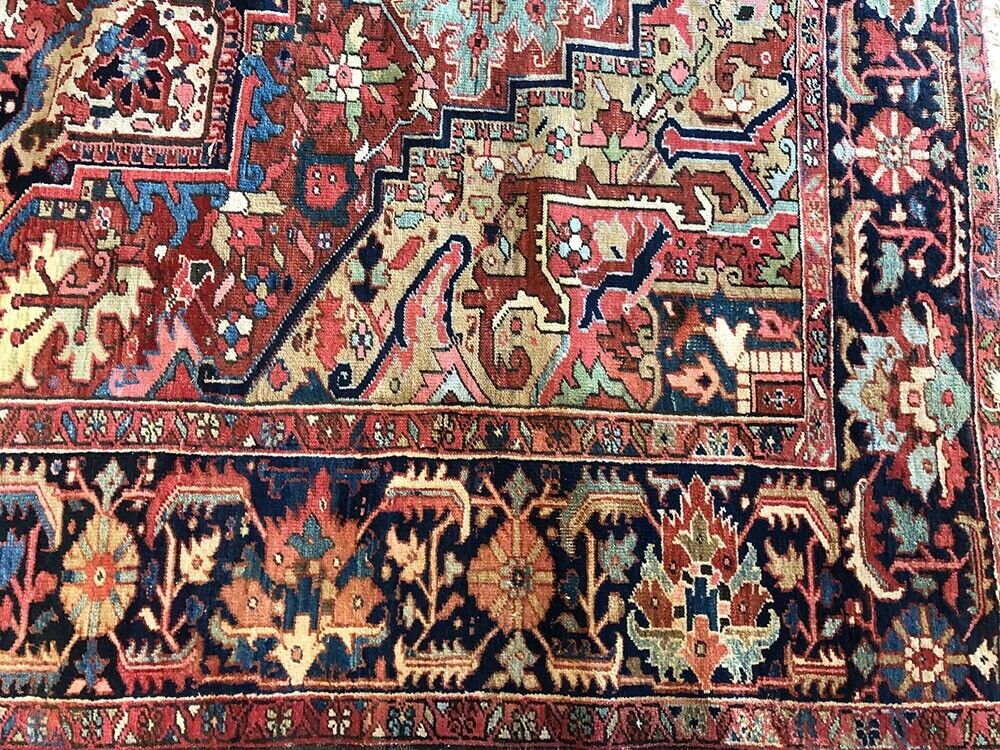 An Antique Decorative Persian Heriz Rug